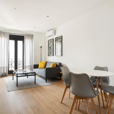 Apartamento En La Avenida De La Albufera Alquiler Temporal Madrid Exterior foto