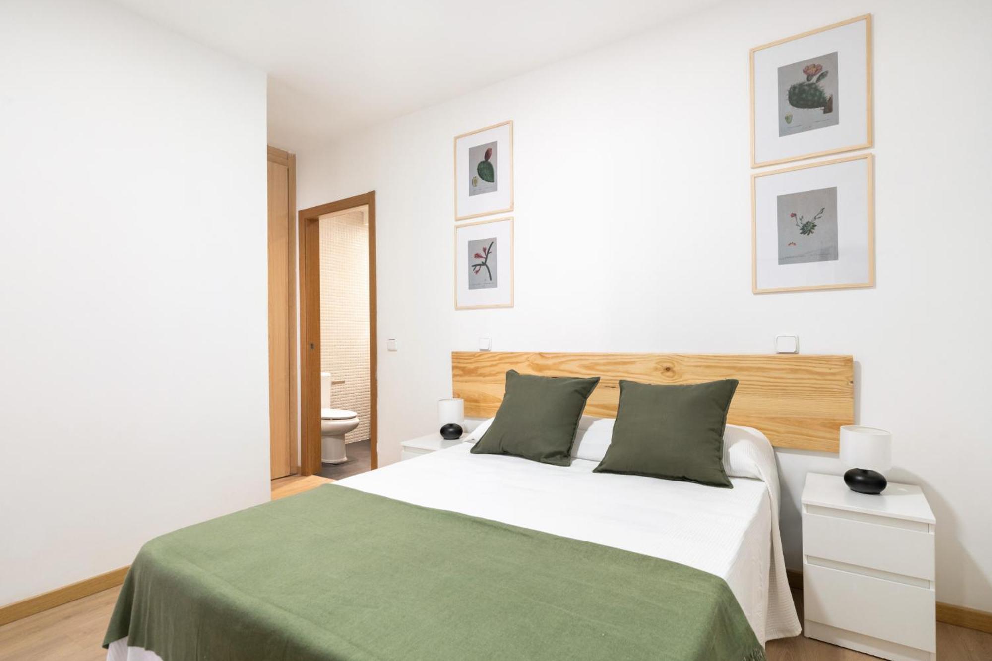 Apartamento En La Avenida De La Albufera Alquiler Temporal Madrid Exterior foto